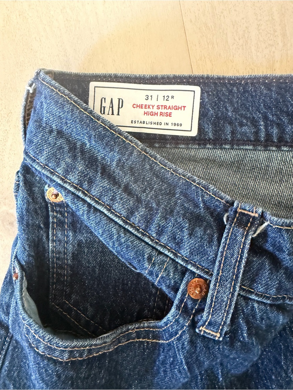 GAP Cheeky Straight High-Rise Jeans - Dark Blue Denim Mom Jeans 90s style 31/12R
